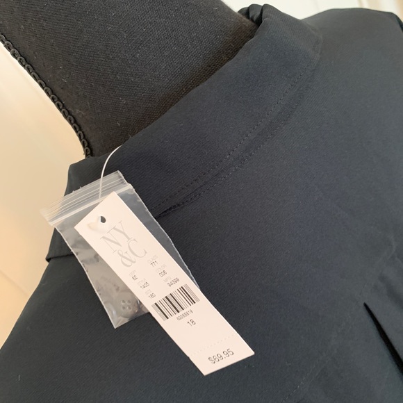 👩🏻‍💼 Classy Dress 👩🏻‍💼 - Picture 6 of 14